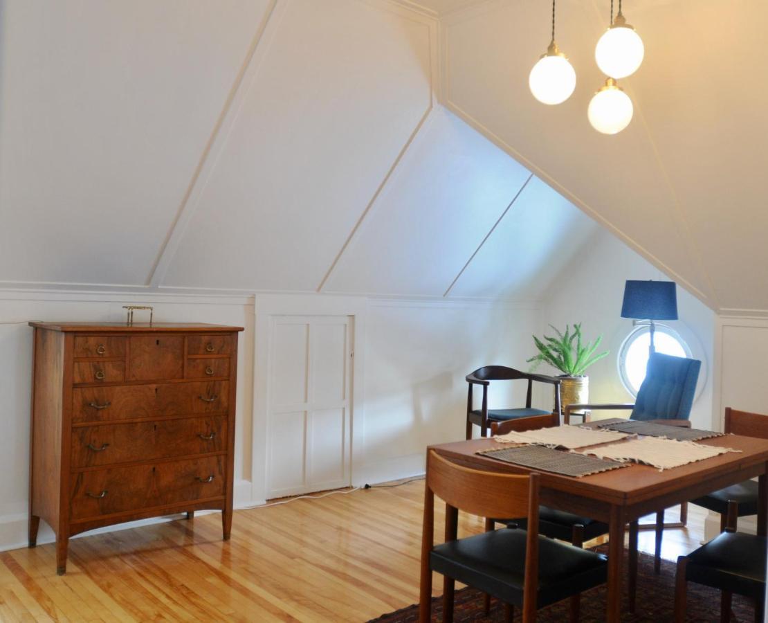 Napier House Apartment แคมป์เบลตัน ภายนอก รูปภาพ