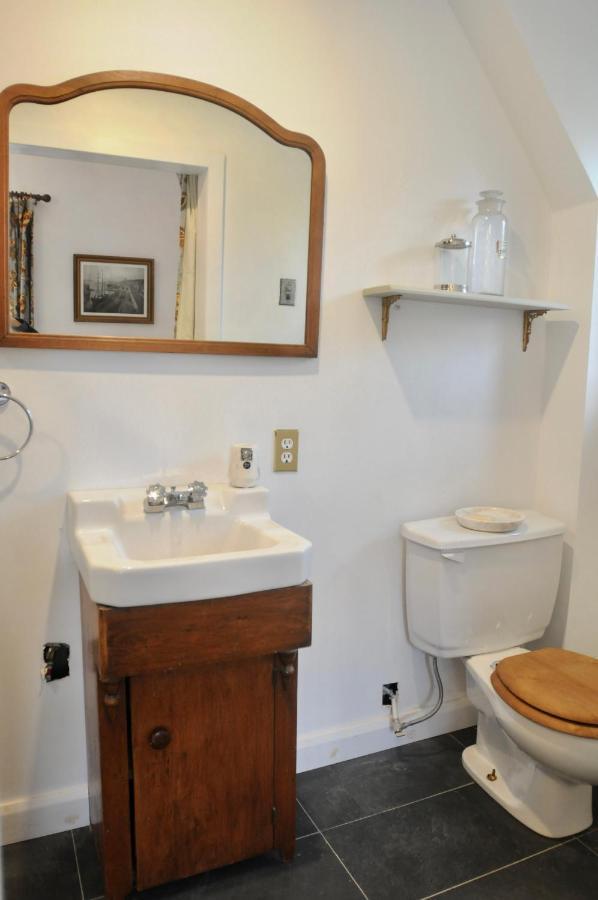 Napier House Apartment แคมป์เบลตัน ภายนอก รูปภาพ